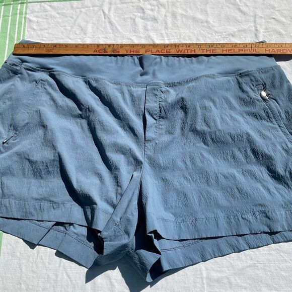 Athleta Blue Trekkie North Shorts - Picture 1 of 6